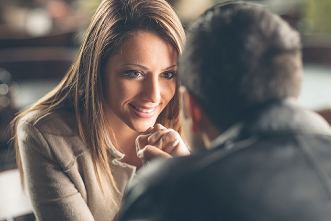 قصيدة أحبك .. وكفى