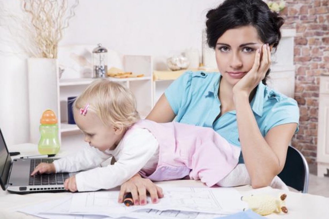 نصائح مهمة للمرأة العاملة للتوفيق بين مهام البيت ومهام العمل