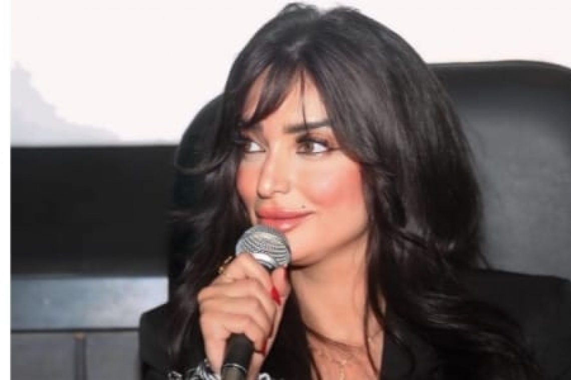 الكاتبة الصحفية “هبه عبدالعزيز” تتلقي تكريماً بملتقى “هن الحكاية”