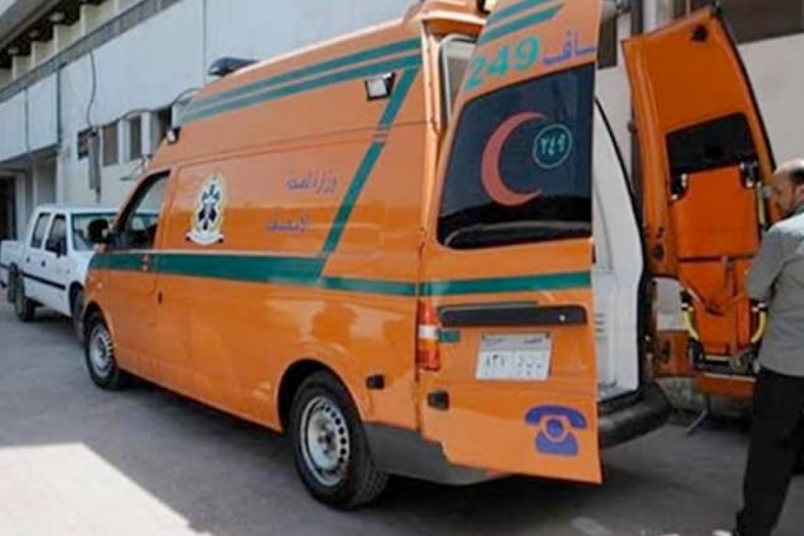 إصابة 11 شخص إثر تصادم ميكروباص مع سيارة ربع نقل بطريق بورسعيد